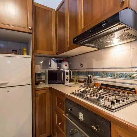 Piazza Navona Charming Apartment