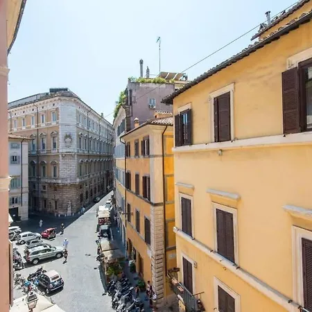 Piazza Navona Charming *