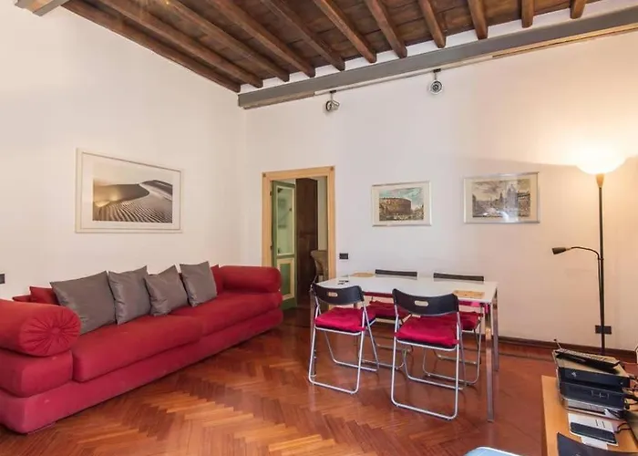 Piazza Navona Charming *